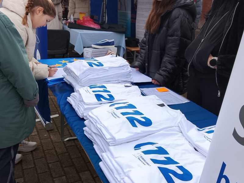 Više od 400 sudionika obilježilo Dan europskog broja 112 u Slavonskom Brodu